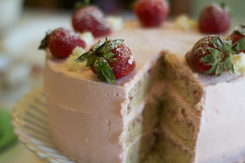 Strawberries & Champagne Cake