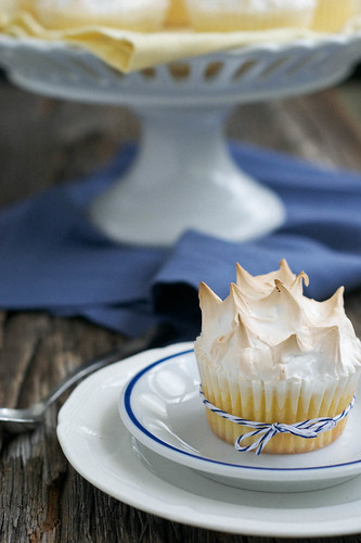 Lemon Meringue Cupcakes