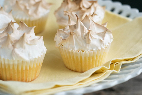 Lemon Meringue Cupcakes
